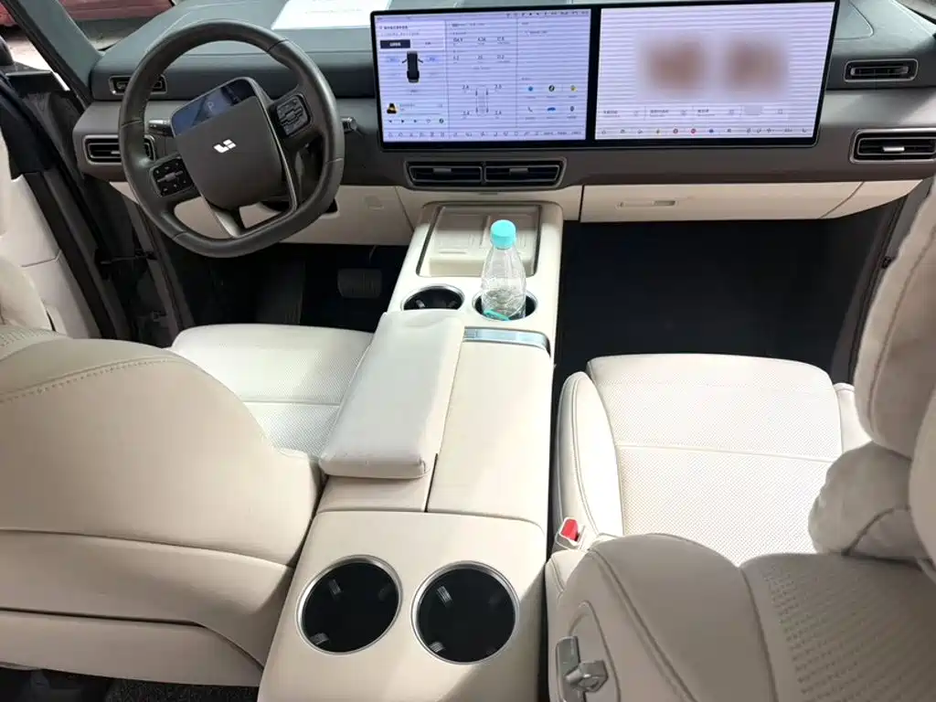 Li Auto Li MEGA — миниатюра 16