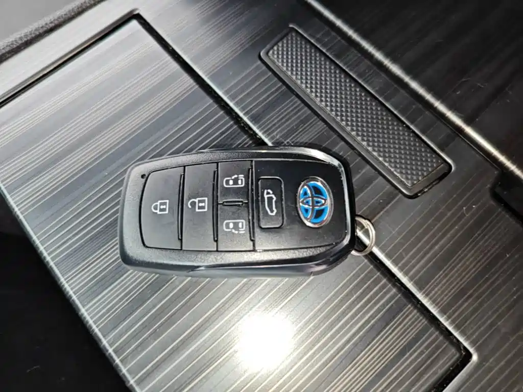 Toyota Sienna — миниатюра 9