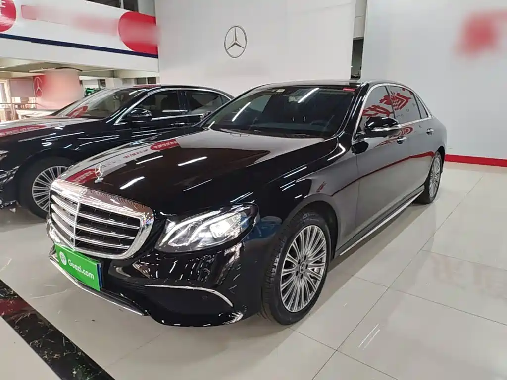 Mercedes-Benz E-Class — миниатюра 2