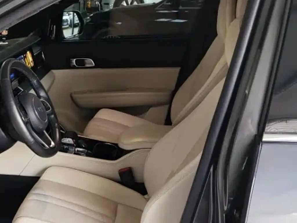 Li Auto Li ONE — миниатюра 3