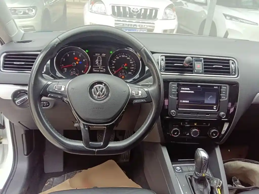 Volkswagen Sagitar — миниатюра 11