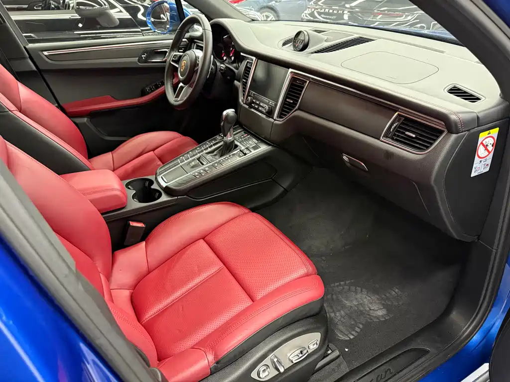 Porsche Macan — миниатюра 6