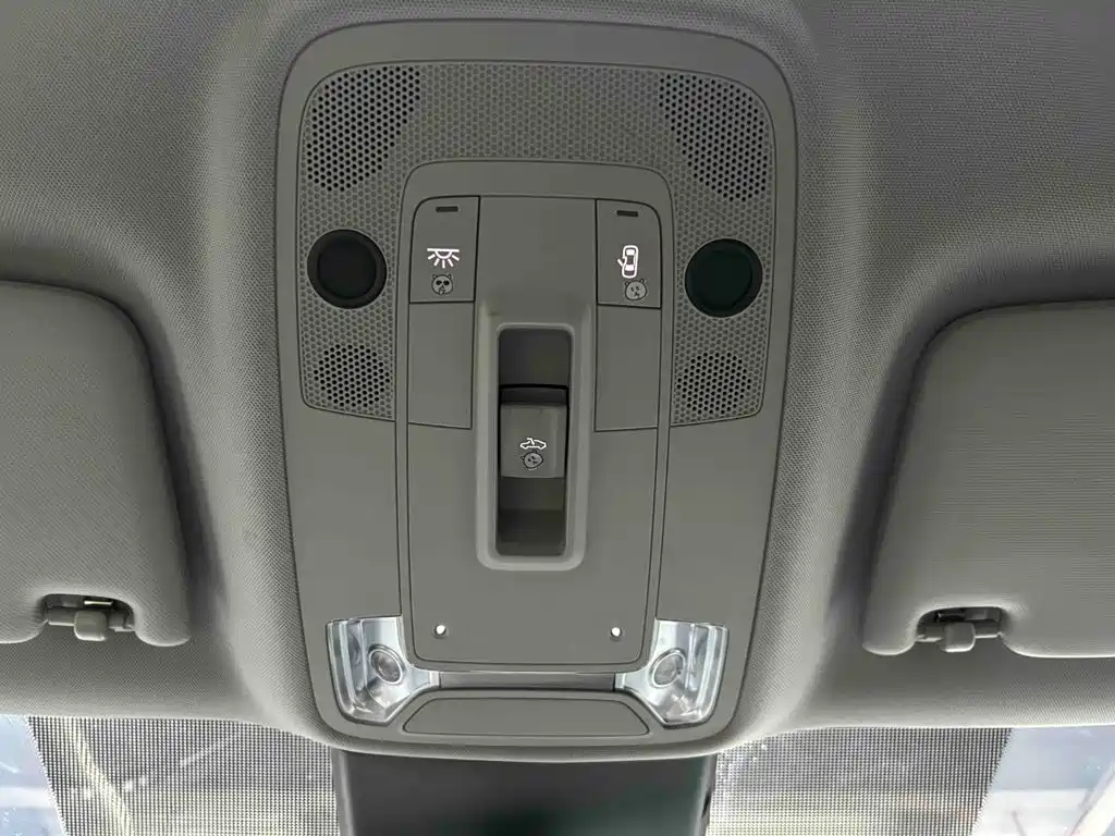 Audi Q2L — миниатюра 14
