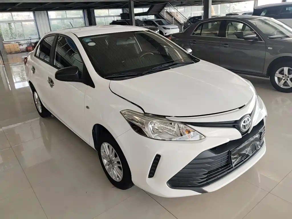 Toyota Vios — миниатюра 4
