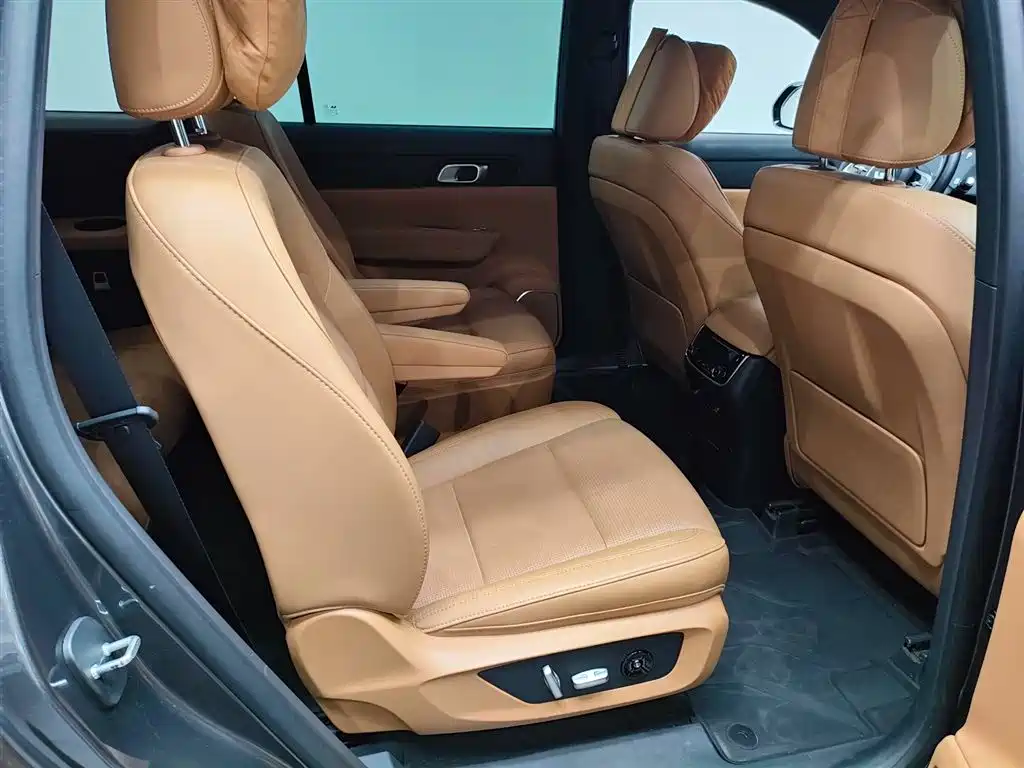 Li Auto Li ONE — миниатюра 7