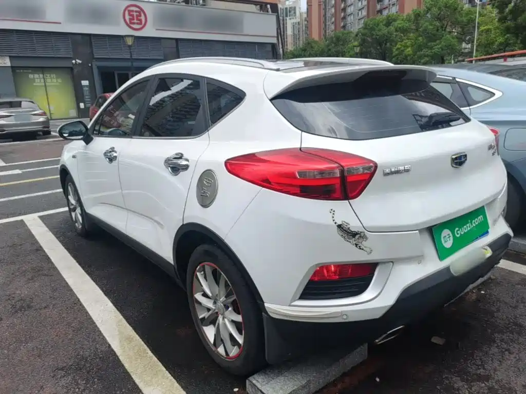 Geely Emgrand GS — миниатюра 5