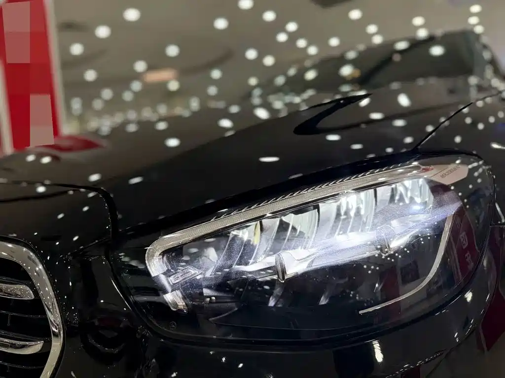 Mercedes-Benz E-Class — миниатюра 19