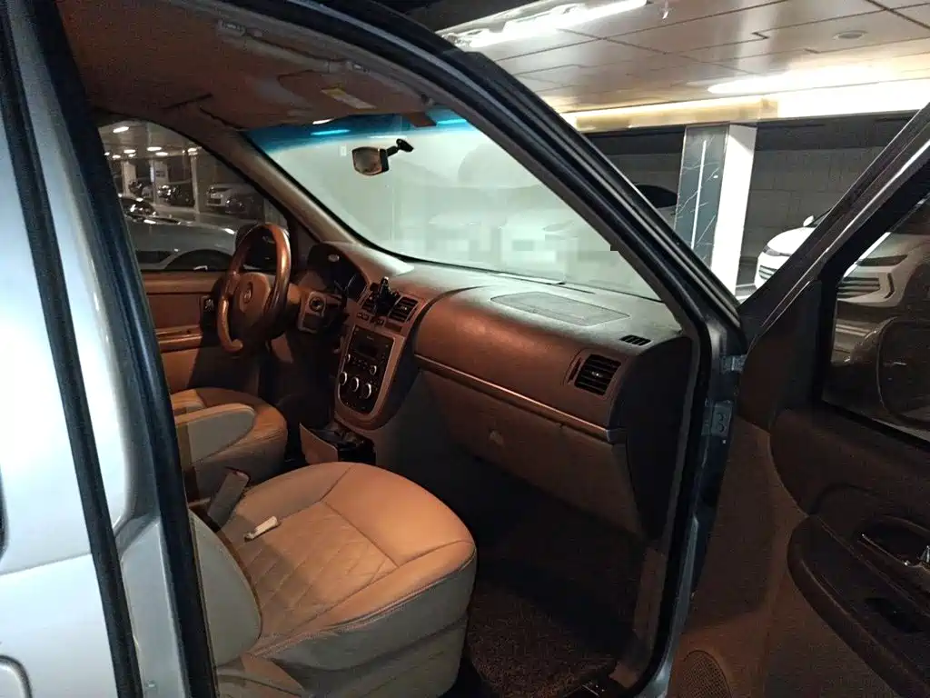 Buick GL8 — миниатюра 18