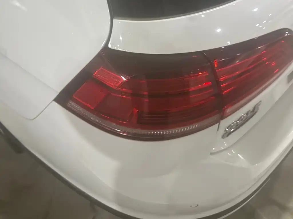 Volkswagen Golf (Import) — миниатюра 4