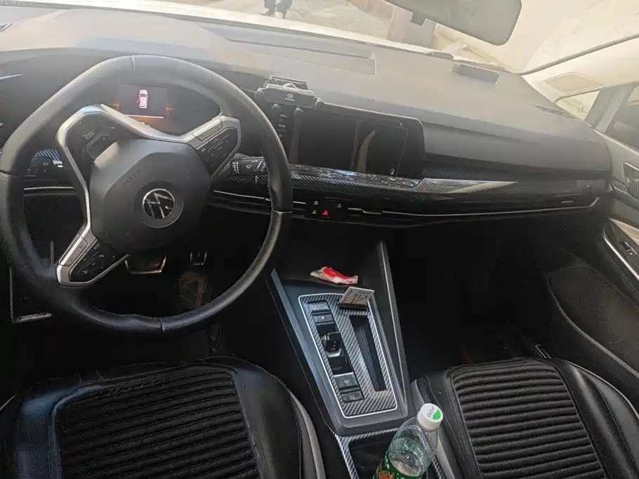 Volkswagen Golf — миниатюра 12
