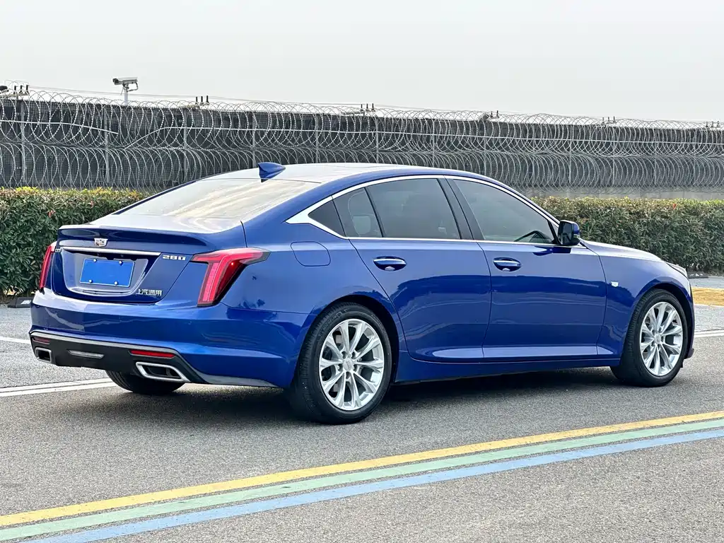 CADILLAC CT5