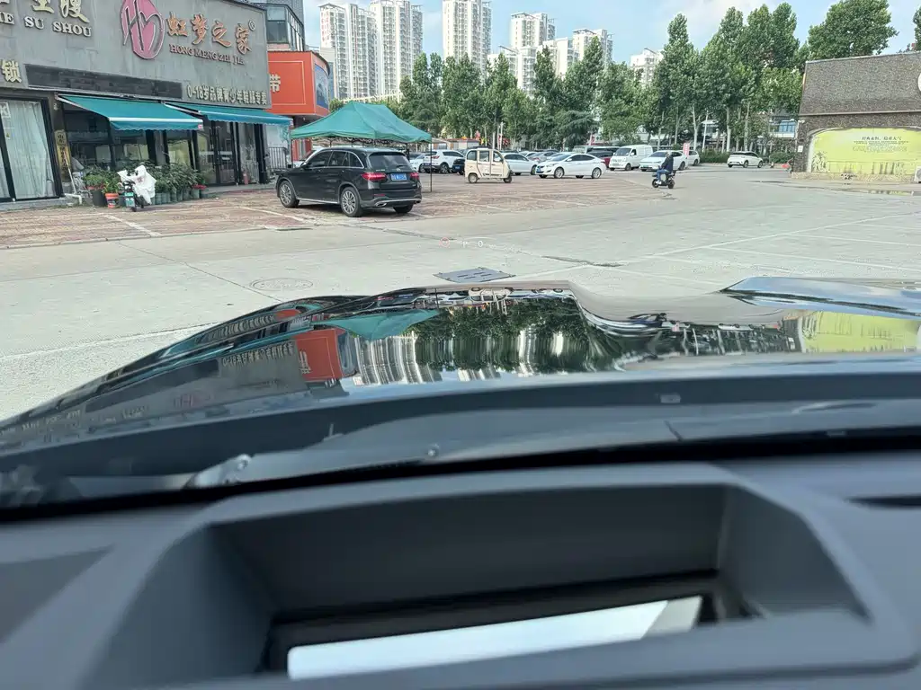 Lexus LX — миниатюра 12