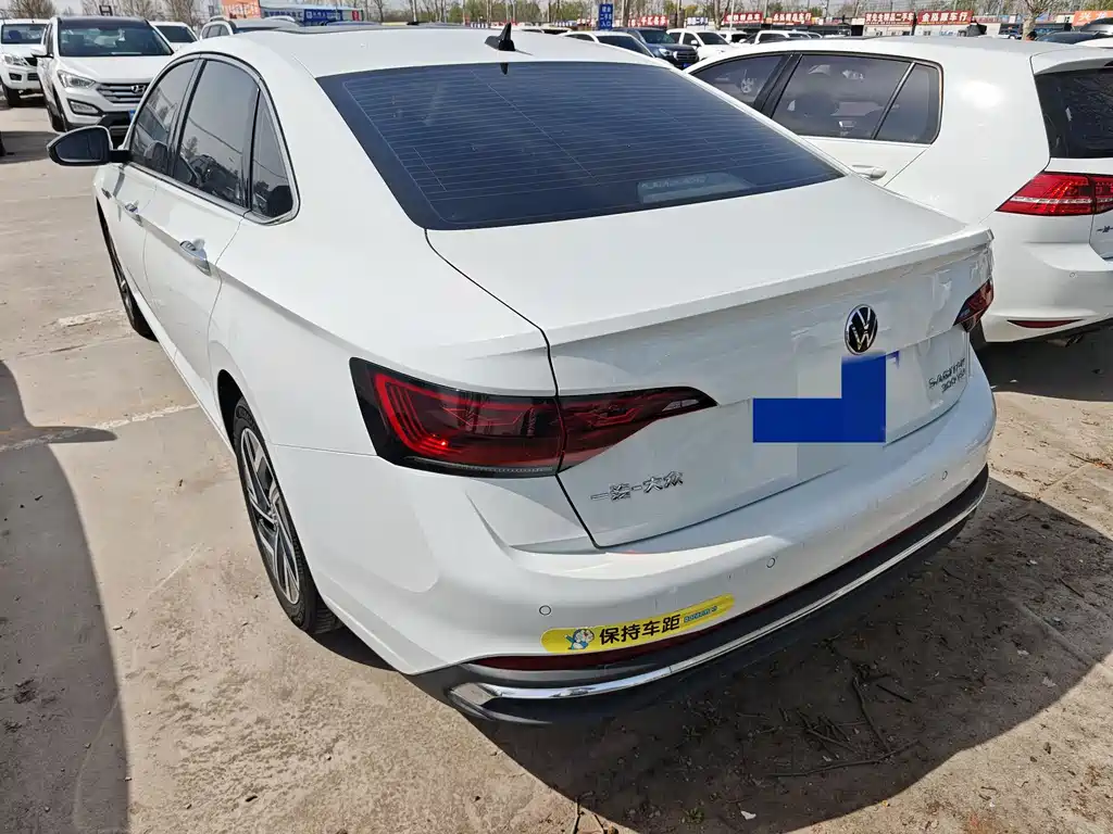 Volkswagen Sagitar 2024 300TSI DSG