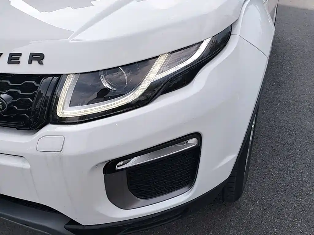 Land Rover Evoque — миниатюра 24