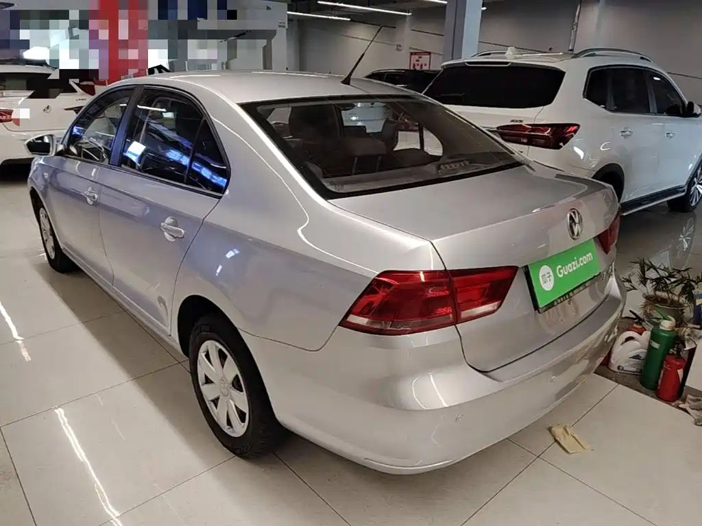 Volkswagen Santana — миниатюра 5