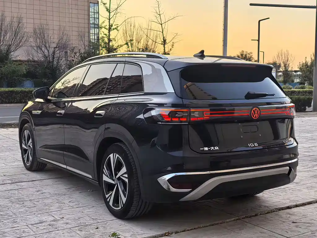 Volkswagen ID.6 Crozz — миниатюра 7