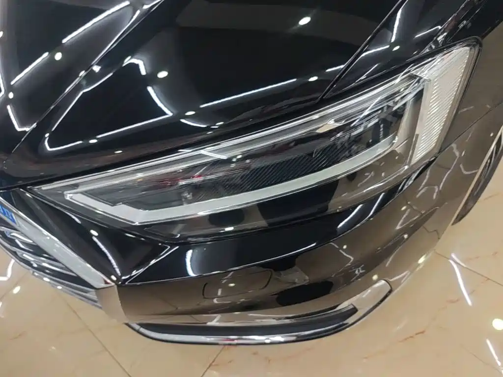Audi A8 — миниатюра 24
