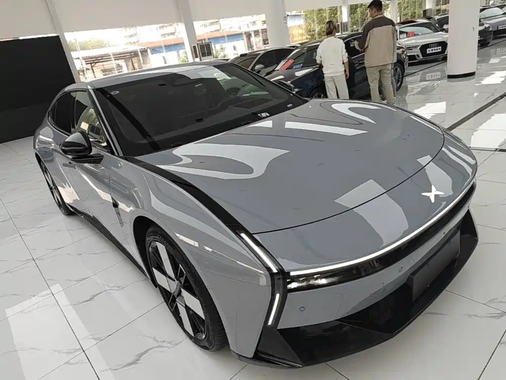 XPeng P7 — миниатюра 4