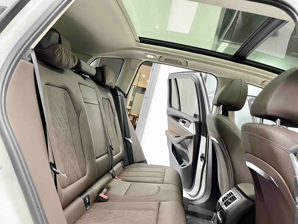 BMW X3 — миниатюра 8