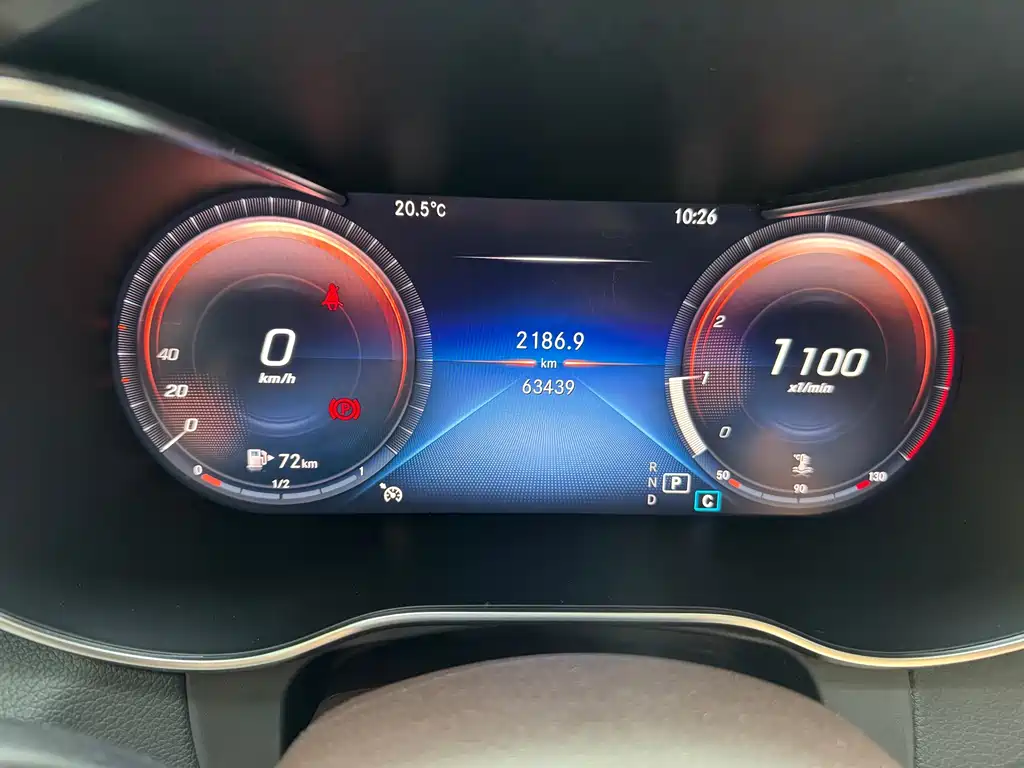 Mercedes-Benz GLC — миниатюра 12
