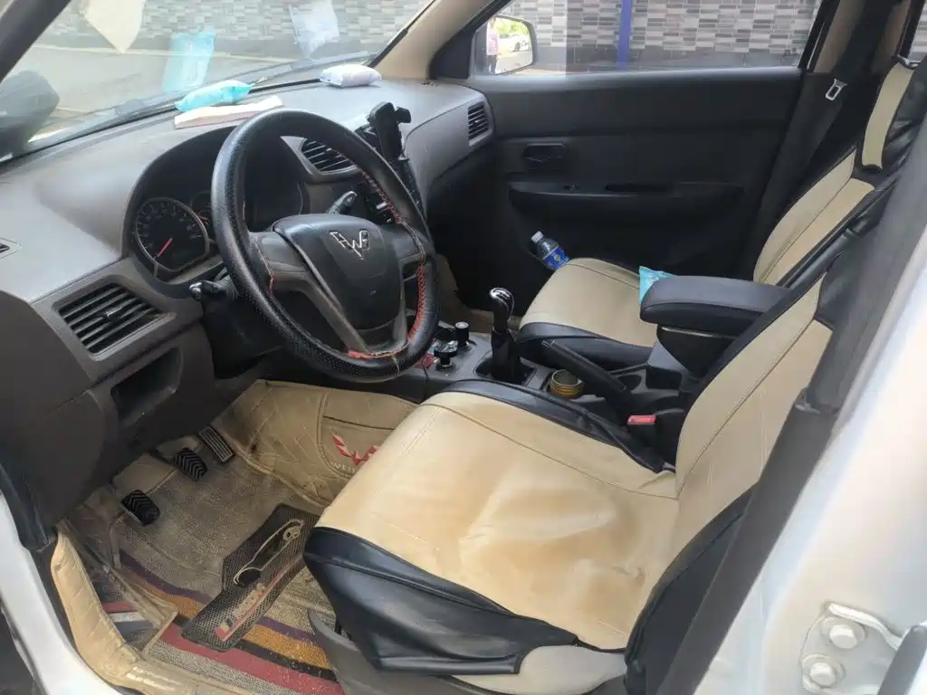 Wuling Hongguang — миниатюра 16