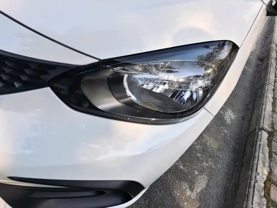 Honda Fit — миниатюра 5