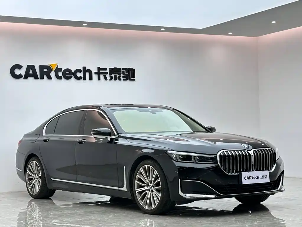 BMW 7 Series — миниатюра 6