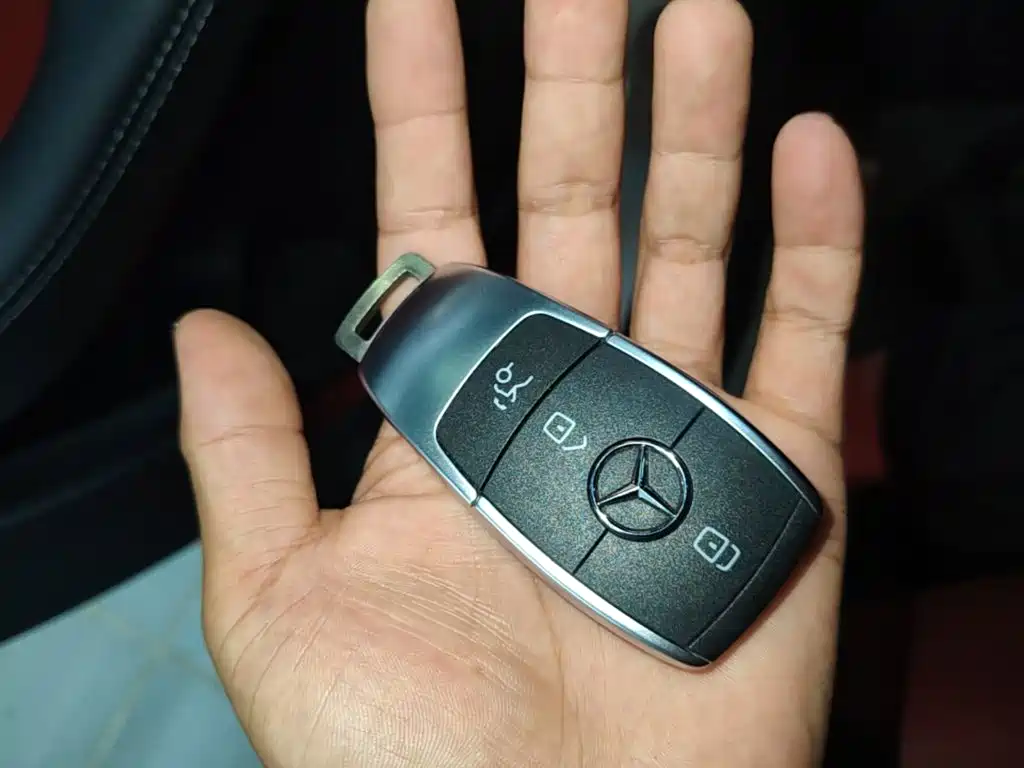Mercedes-Benz C-Class — миниатюра 9