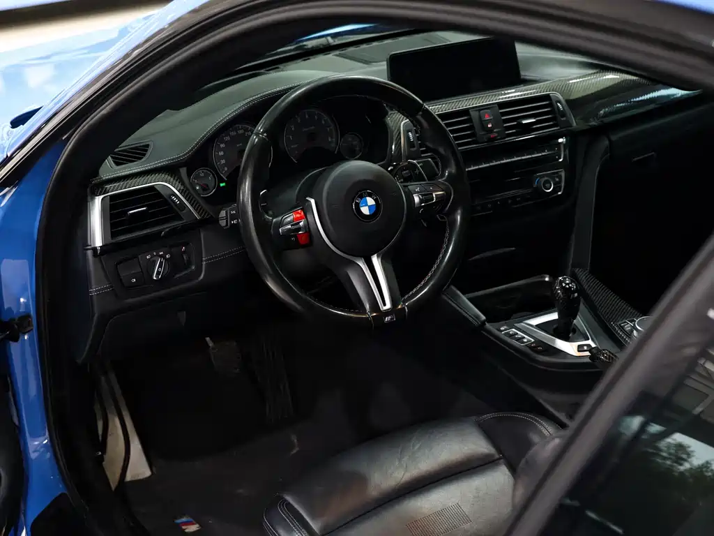 BMW M4 — миниатюра 8