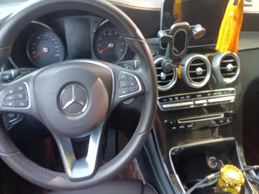 Mercedes-Benz GLC — миниатюра 16