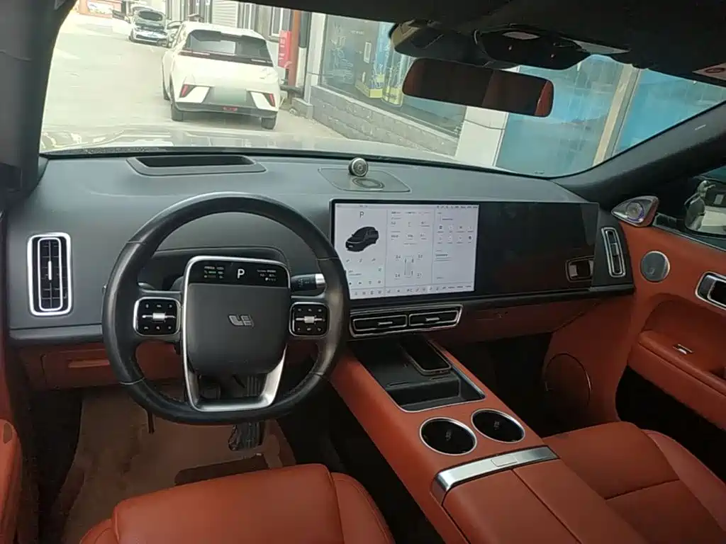 Li Auto Li L8 — миниатюра 10