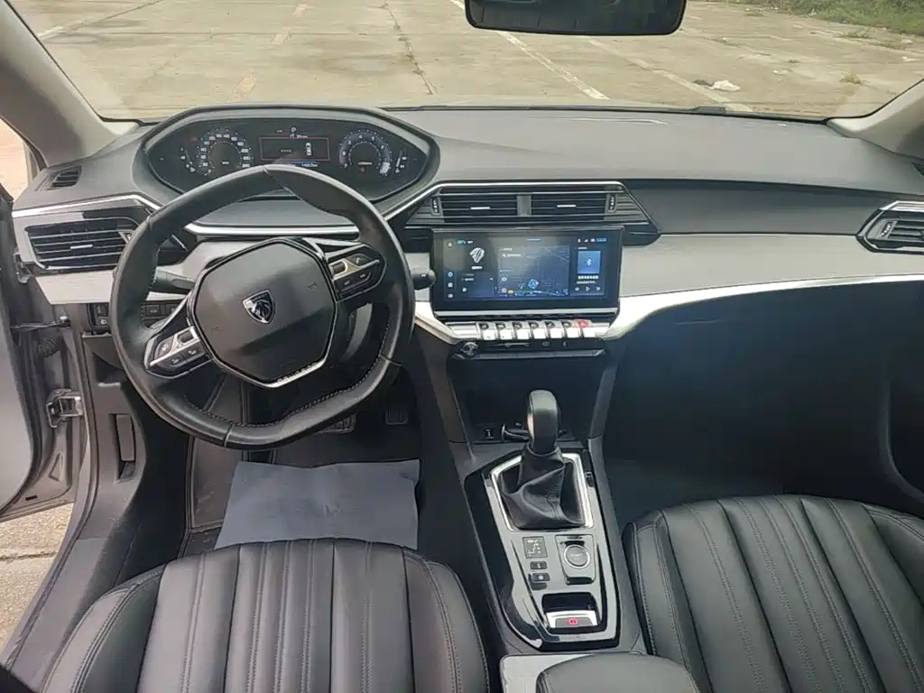 Peugeot 408 — миниатюра 10