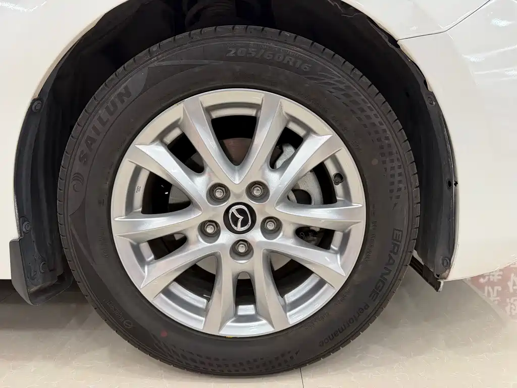 Mazda 3 Axela — миниатюра 11