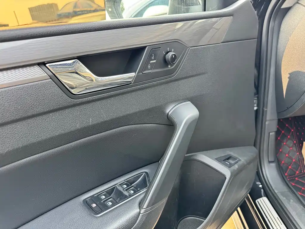 Volkswagen Passat — миниатюра 4