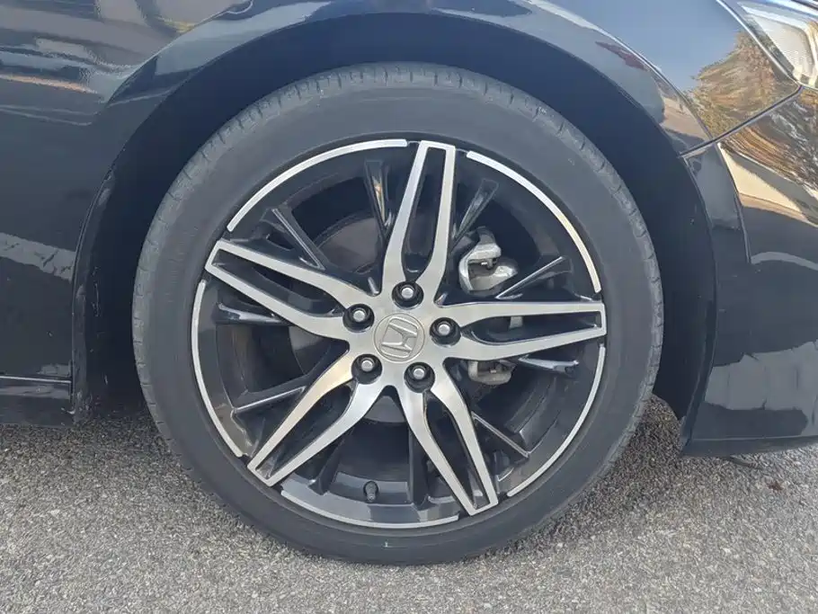 Honda Accord — миниатюра 6