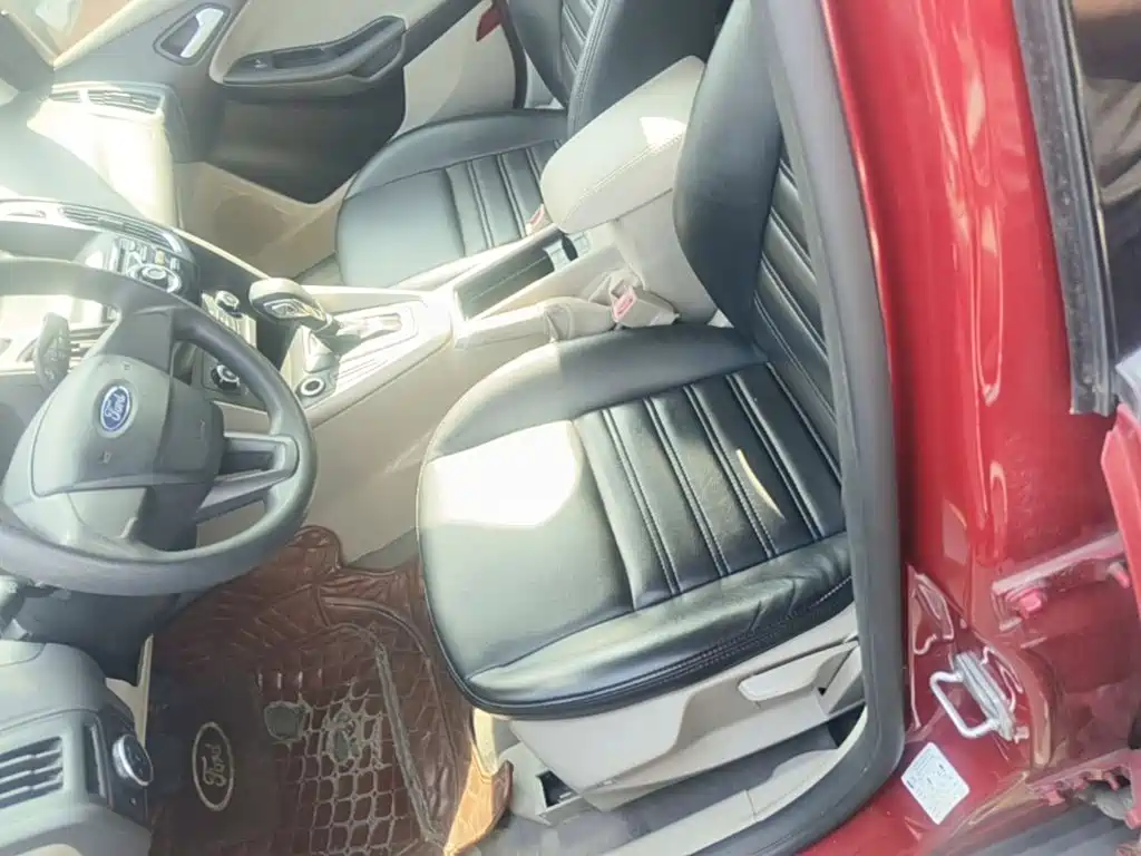 Ford Focus — миниатюра 15