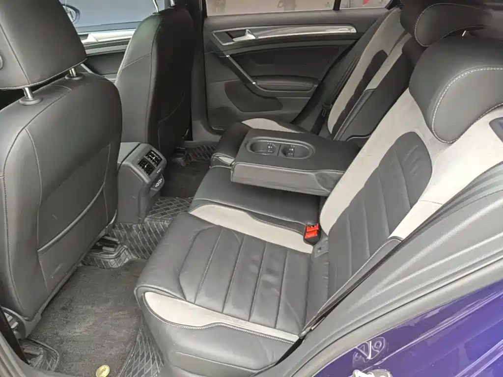 Volkswagen Golf — миниатюра 17