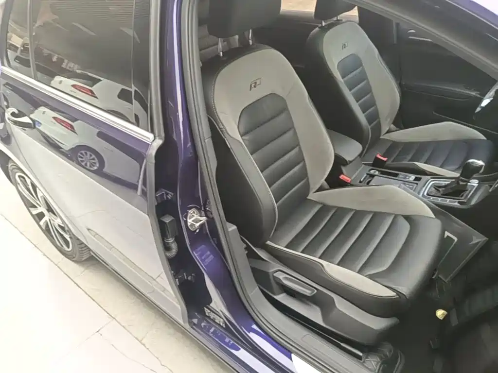 Volkswagen Golf — миниатюра 25