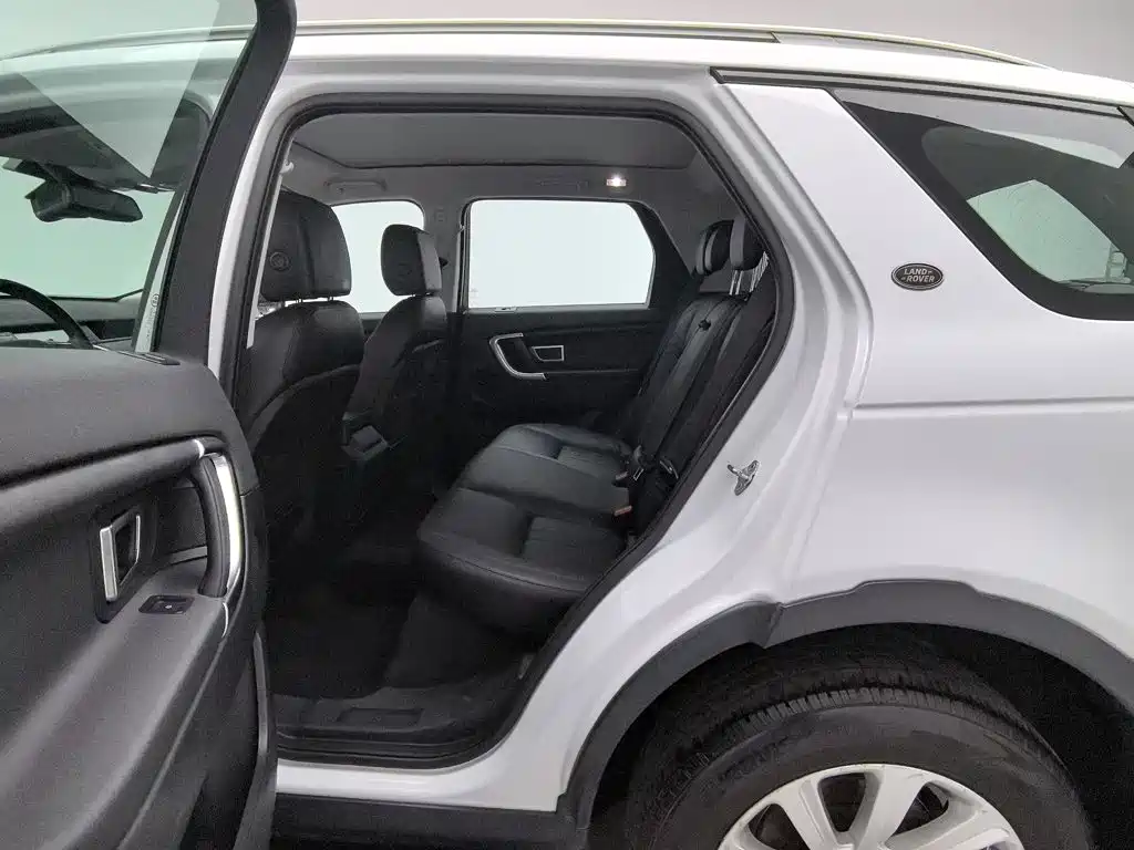 Land Rover Discovery Sport — миниатюра 15