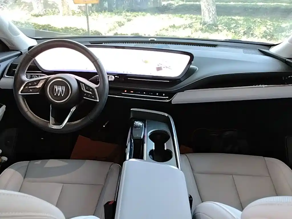 Buick E5 — миниатюра 10