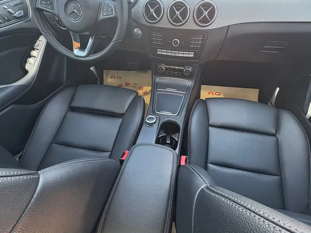 Mercedes-Benz B-Class — миниатюра 13
