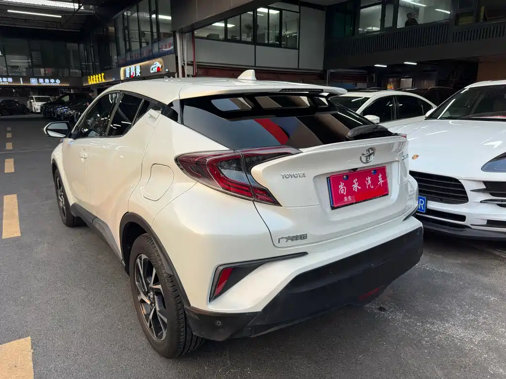 Toyota C-HR — миниатюра 4