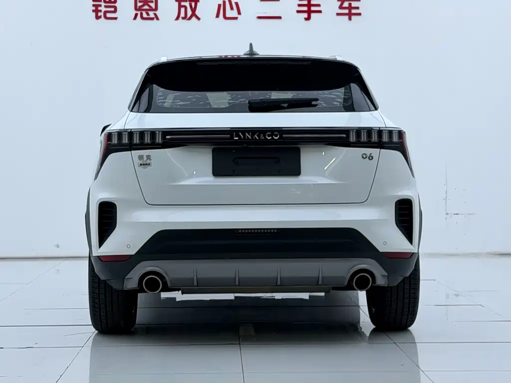 Lynk & Co 06 — миниатюра 5