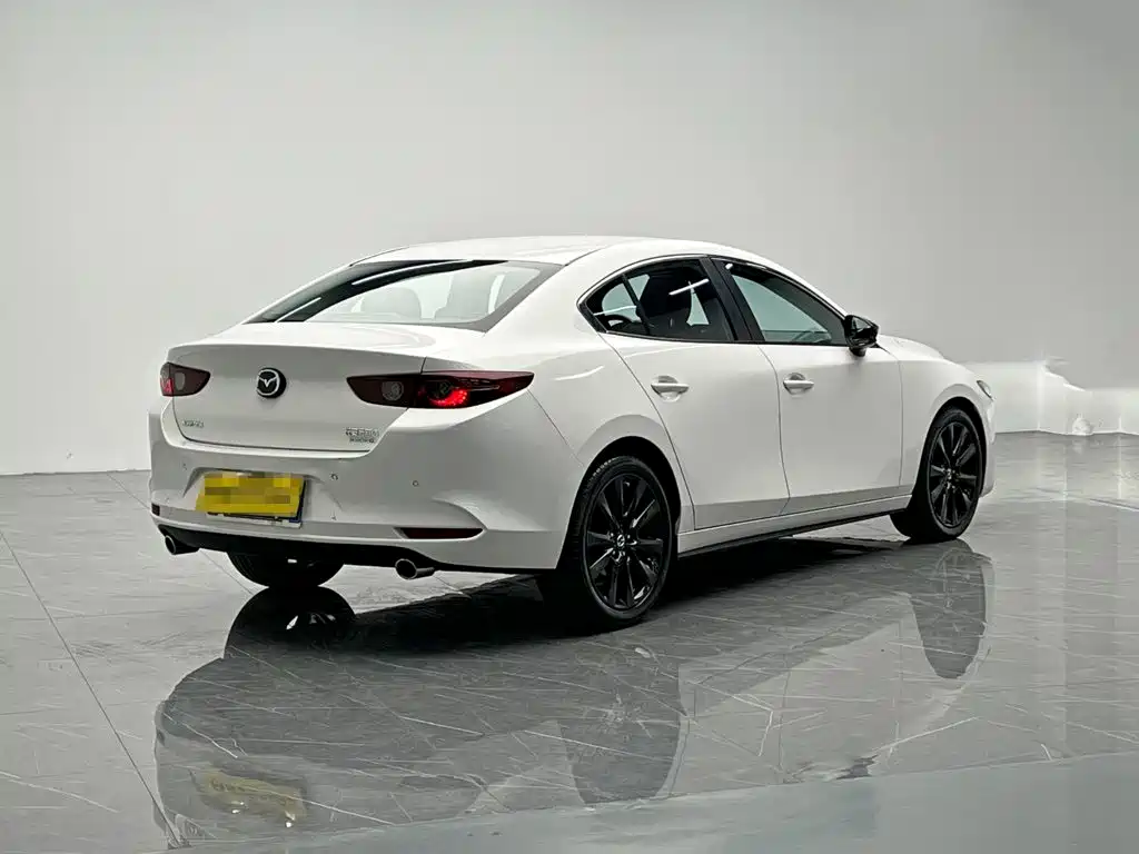 Mazda 3 Axela — миниатюра 6