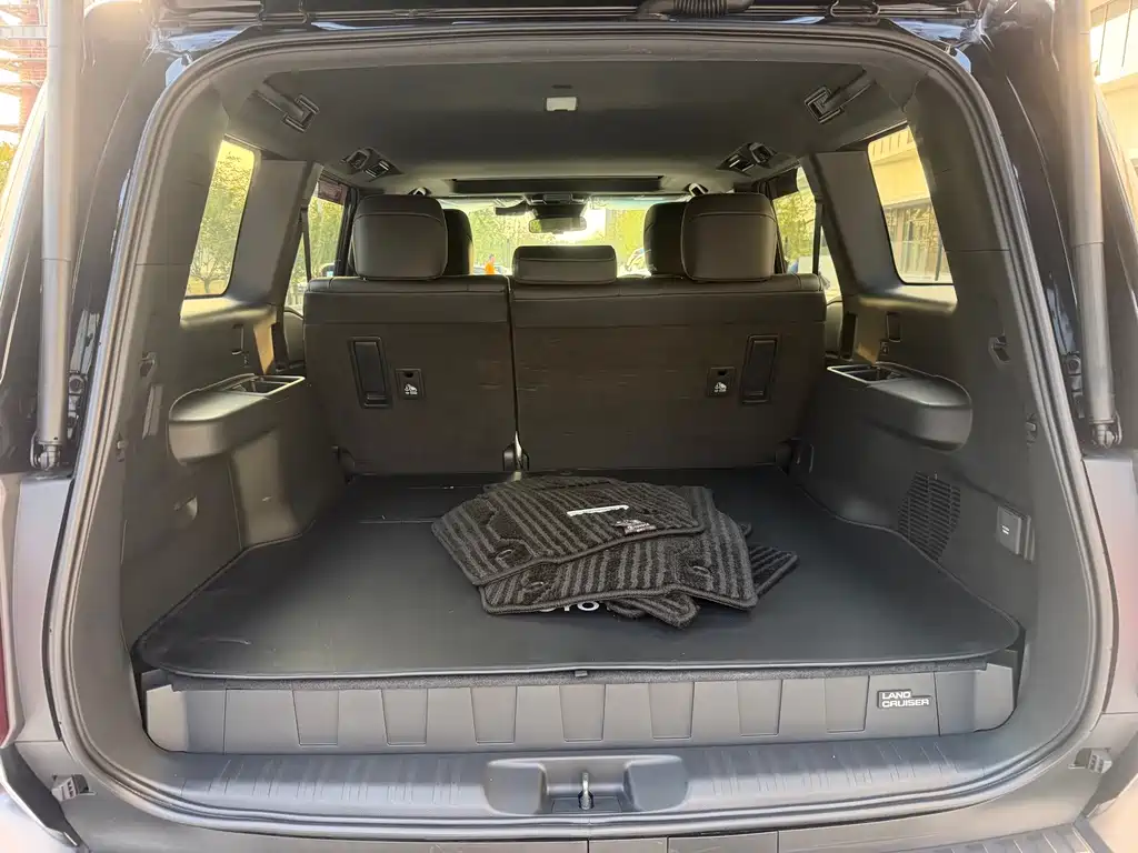 Toyota Prado — миниатюра 15