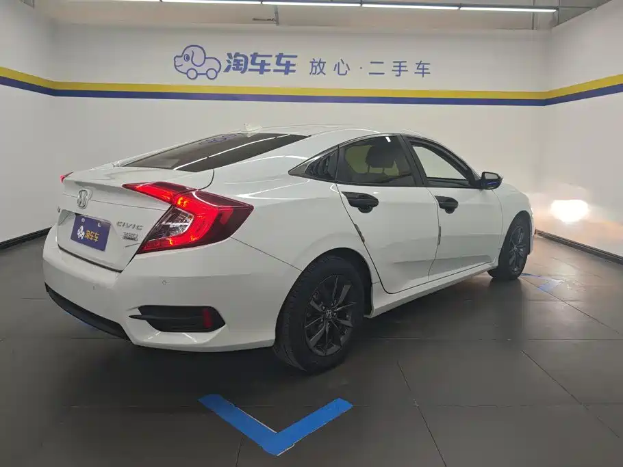 Honda Civic — миниатюра 3
