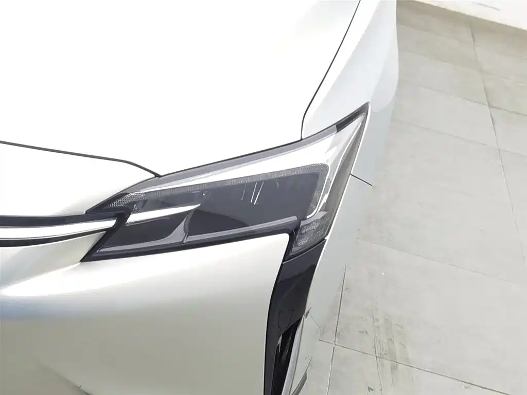 BUICK SLIGHTLY BLUE 6