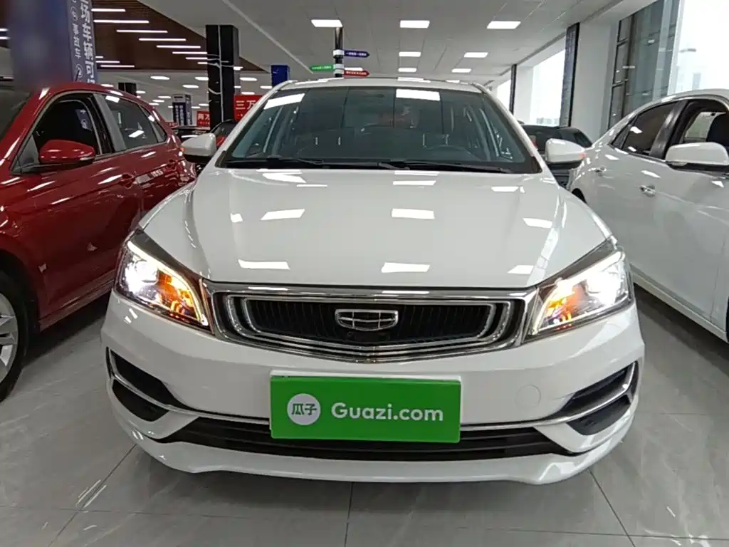 Geely Emgrand — миниатюра 3
