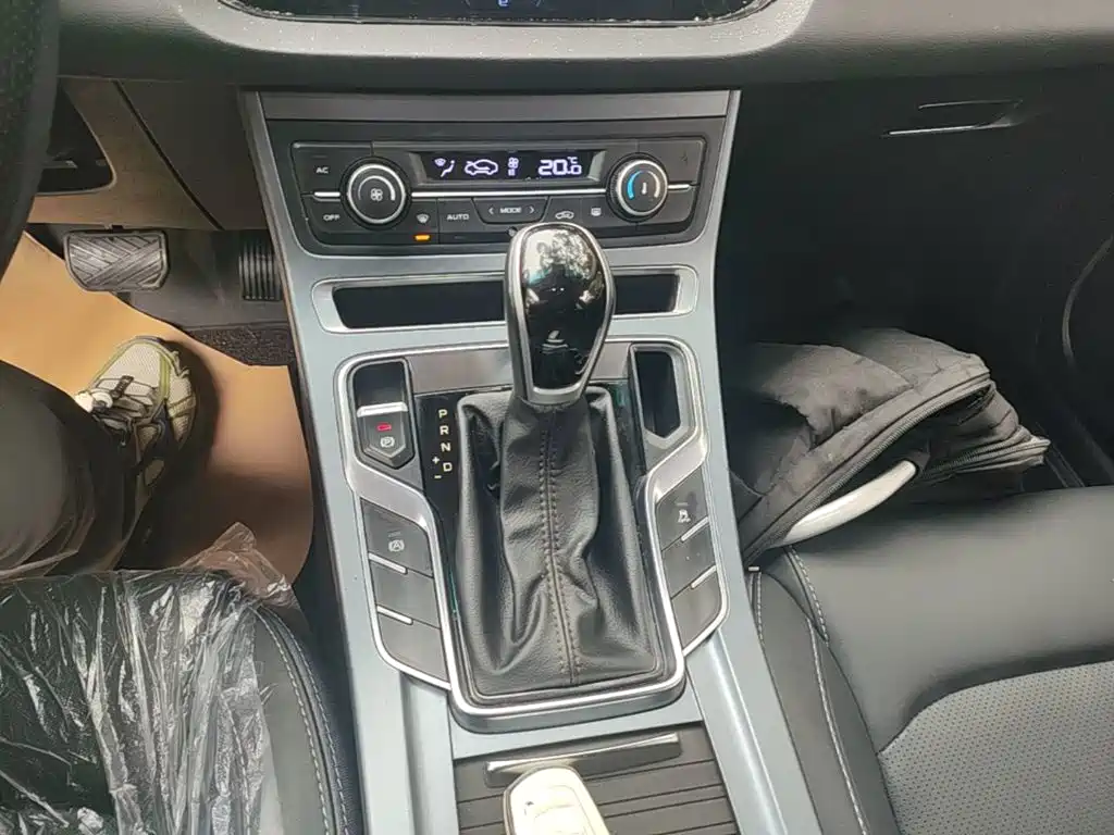 Geely Emgrand — миниатюра 14