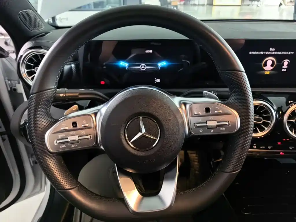 Mercedes-Benz A-Class — миниатюра 11